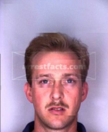 Kyle R Poehl