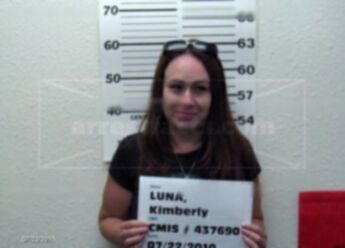 Kimberly Luna