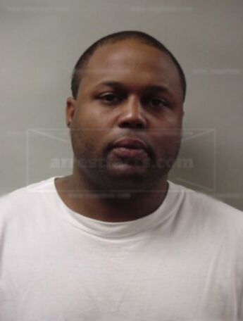 Deandre D Buchanan