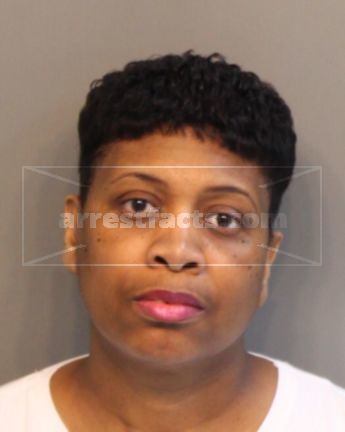 Jackie R Muckle