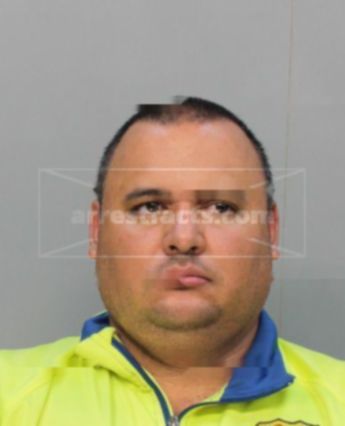 Luis J Espinosa Aguila