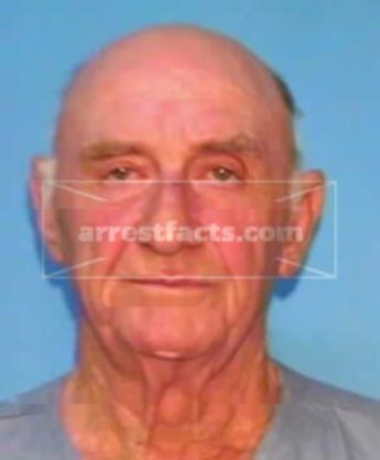 Thomas H Wallace