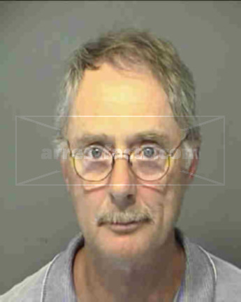 William E Lee