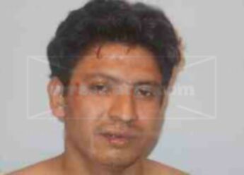 Carlos E Flores Aguilar