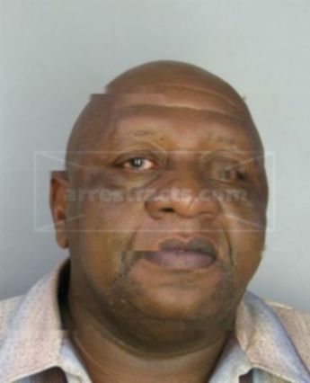 Carlton Richardson
