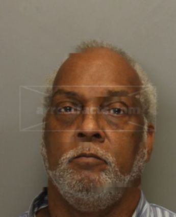 Nobles Steven Myles