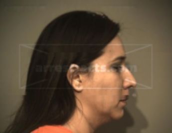 Laura Renato Flores