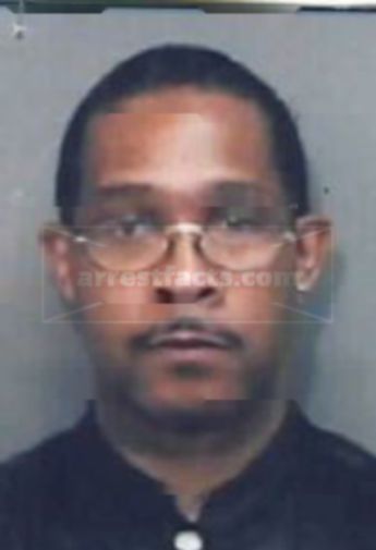 Kevin K Crisp