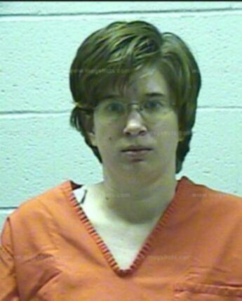 Robin R Mcminn
