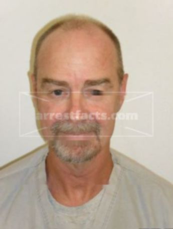 Dennis L Glidewell