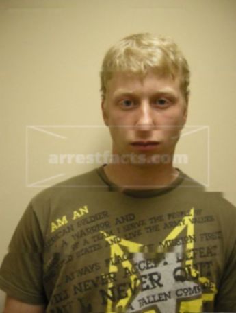Zachary D Mckinnon