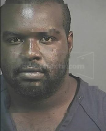 Johnny L Dixon