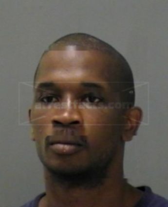 Davaris Ravon Thomas
