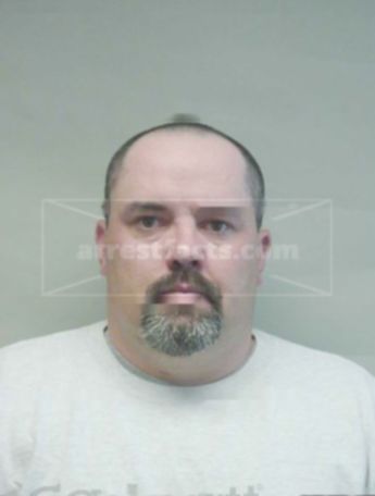 Eddie L Horton