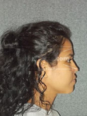 Amira H Elhuraibi