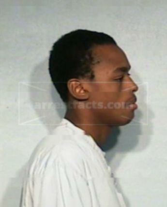 Julius L Green