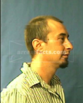 Bennett L Mcclanahan