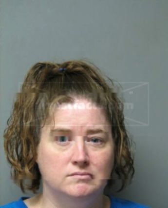Tracey L Voshell