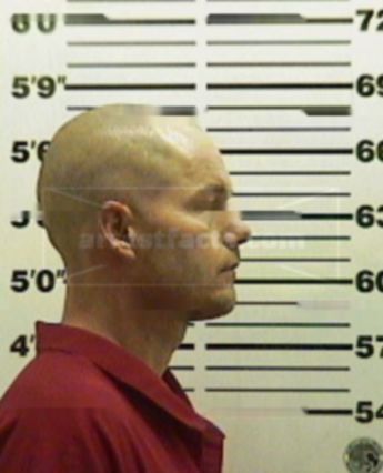 Lonnie R Marcotte