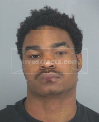 Diquann Coreniluis Mullins