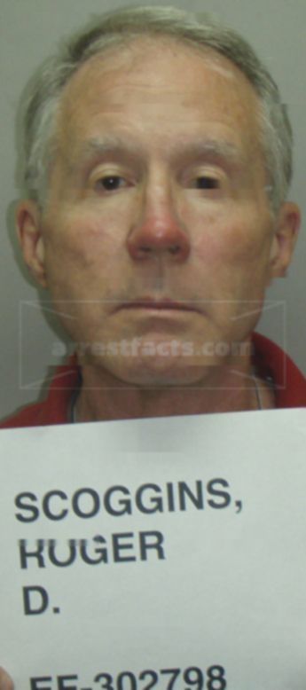 Roger D Scoggins