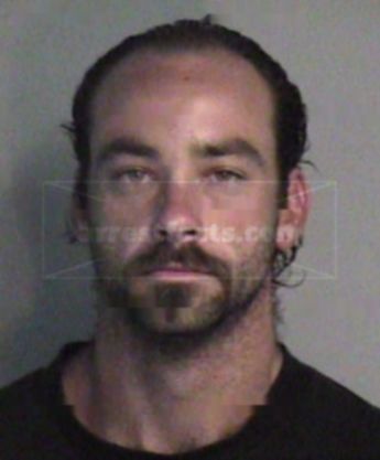 Lonnie R Wells