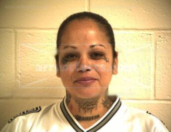 Suzanne Acenette Farias Aguilar
