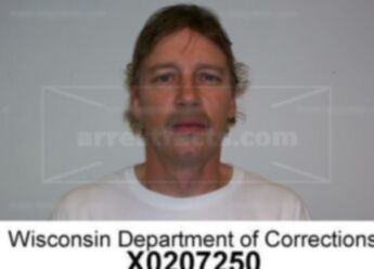Scott R Wollin