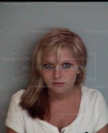 Amanda L Kersey
