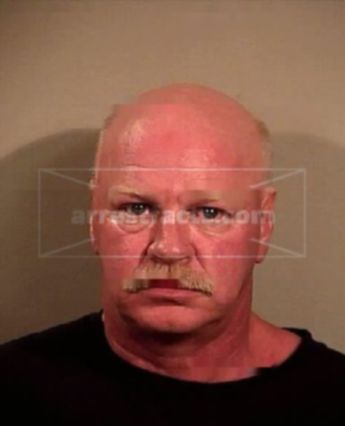 Russell Lee Henderson