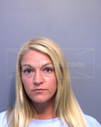 Leslie Claire Howell