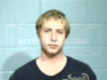 Travis D Duncan