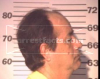 Roberto Flores Arce