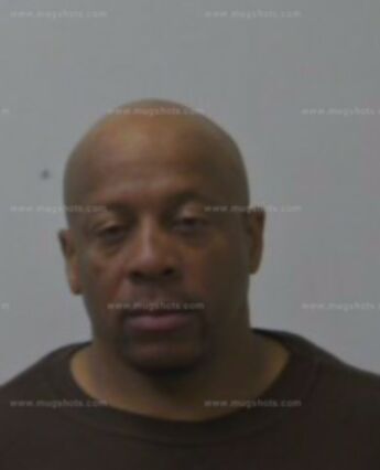 Robert Earl Starks
