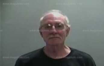 Robert D Mencer