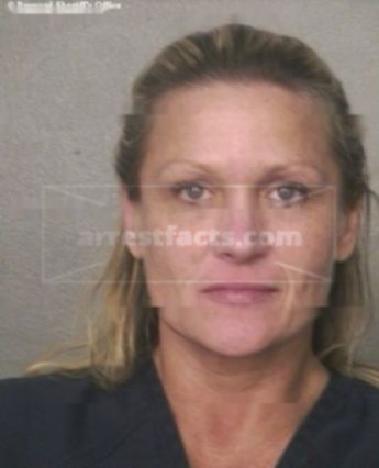 Lisa M Binger