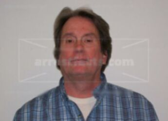 Daniel B Roberts