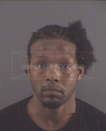 Deshun D Wallace