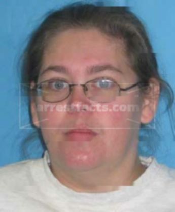 Melissa L Straughn