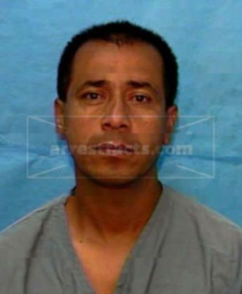 Mario R Chacon