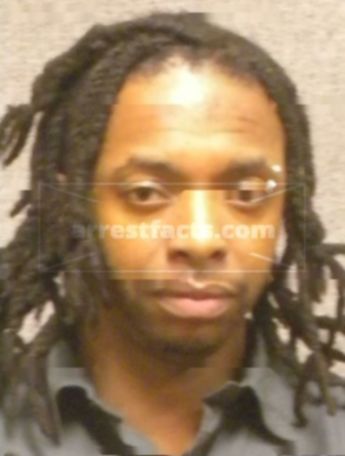 Lamont D Golden