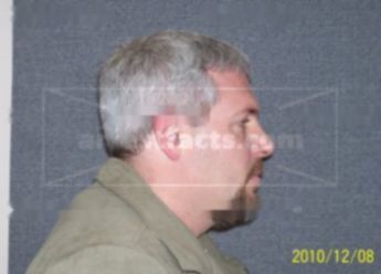 Robert E Standeven