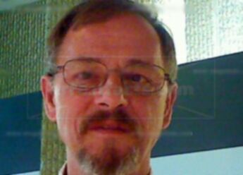 Robert L Guzman