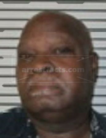 Robert Earl Smith