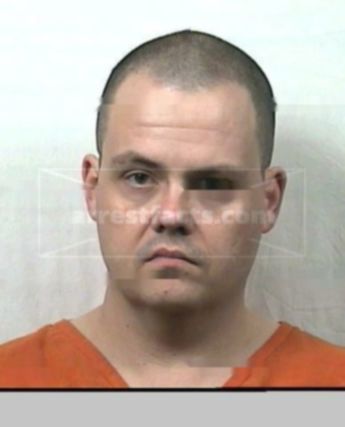 Darren L Capps