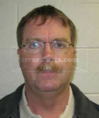 Jeffrey L Ryan