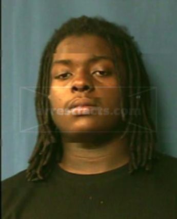 Daandre M Henderson
