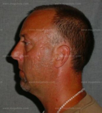 Thomas L Blonigen