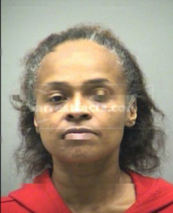 Patricia R Roberts