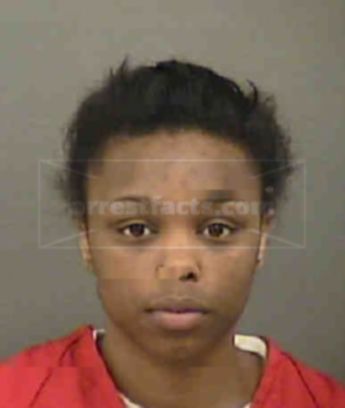 Shadavia Simone Roberts